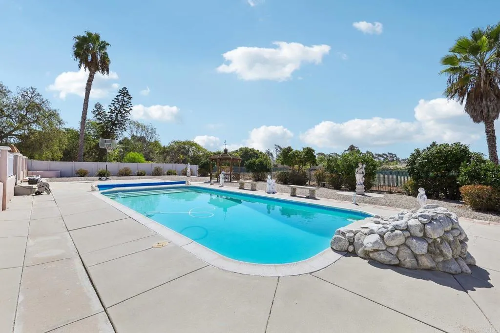 main property photo 56