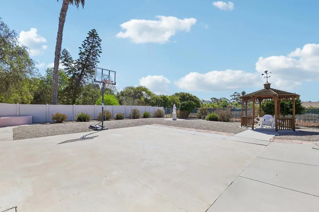 main property photo 57