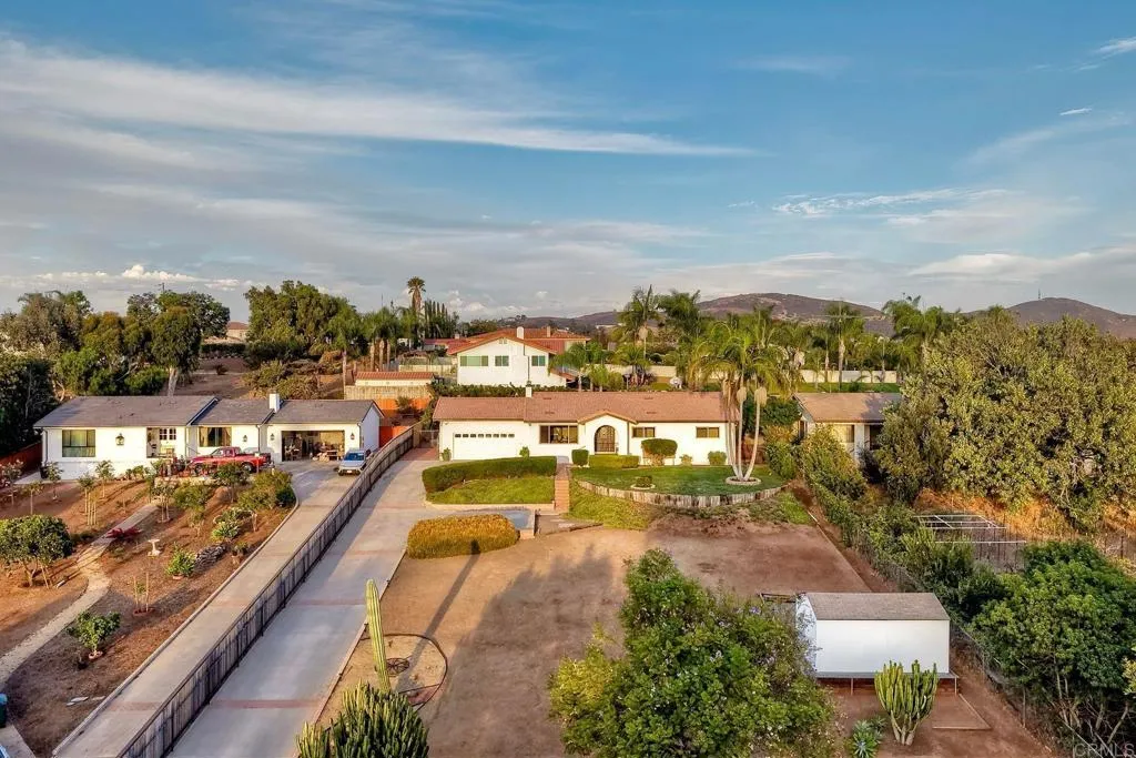 main property photo 44