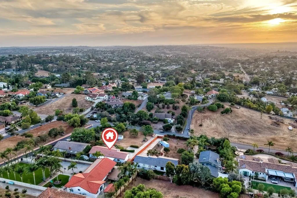 main property photo 50