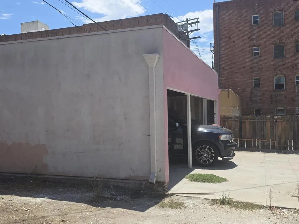 main property photo 64