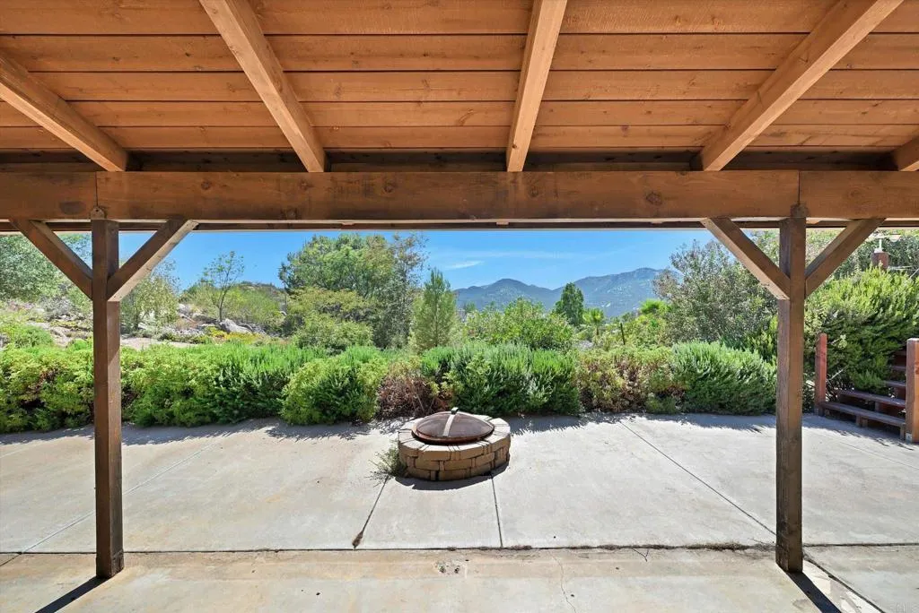 main property photo 36