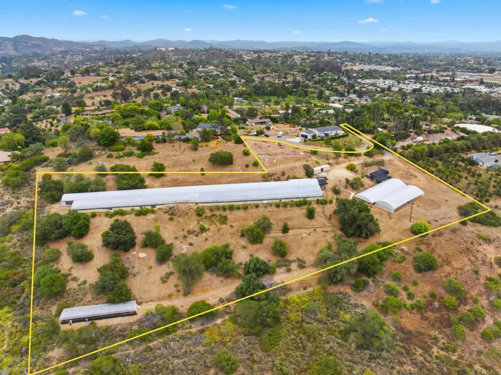 main property photo 15