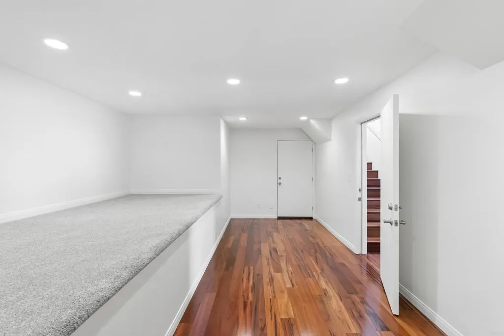 main property photo 63