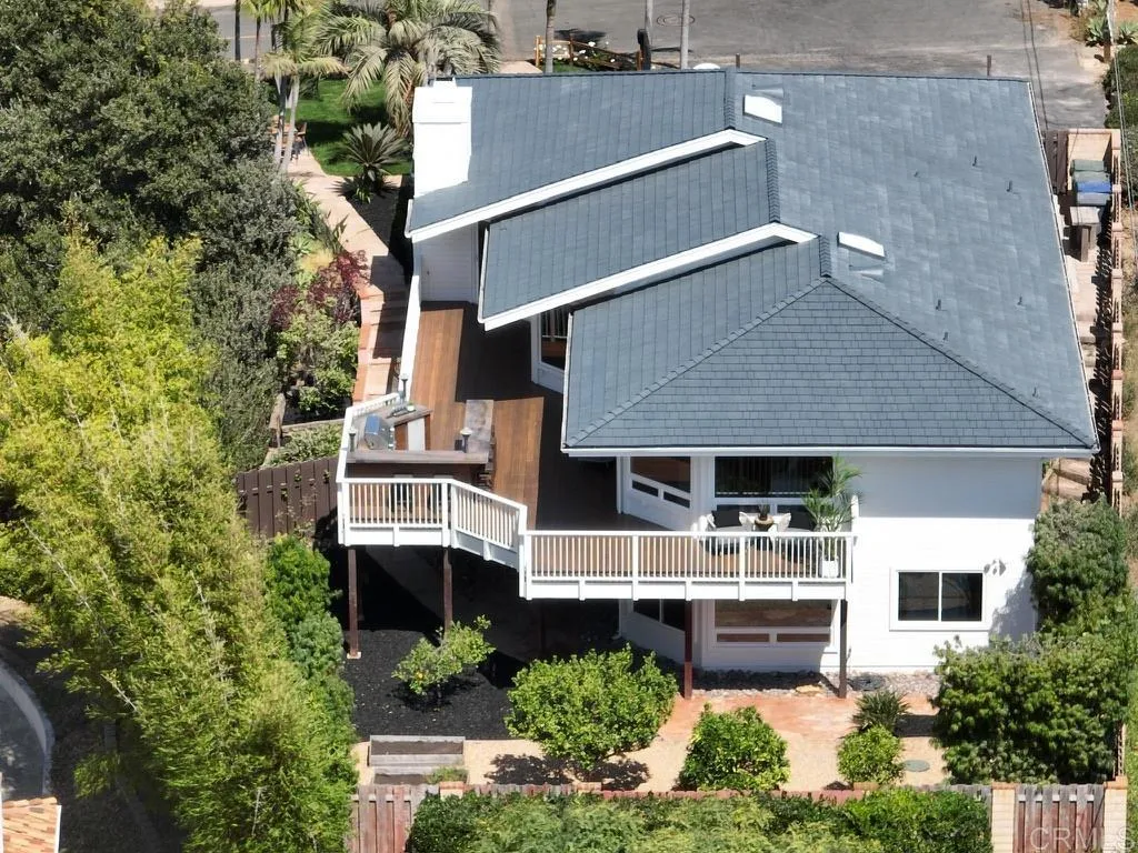 main property photo 74