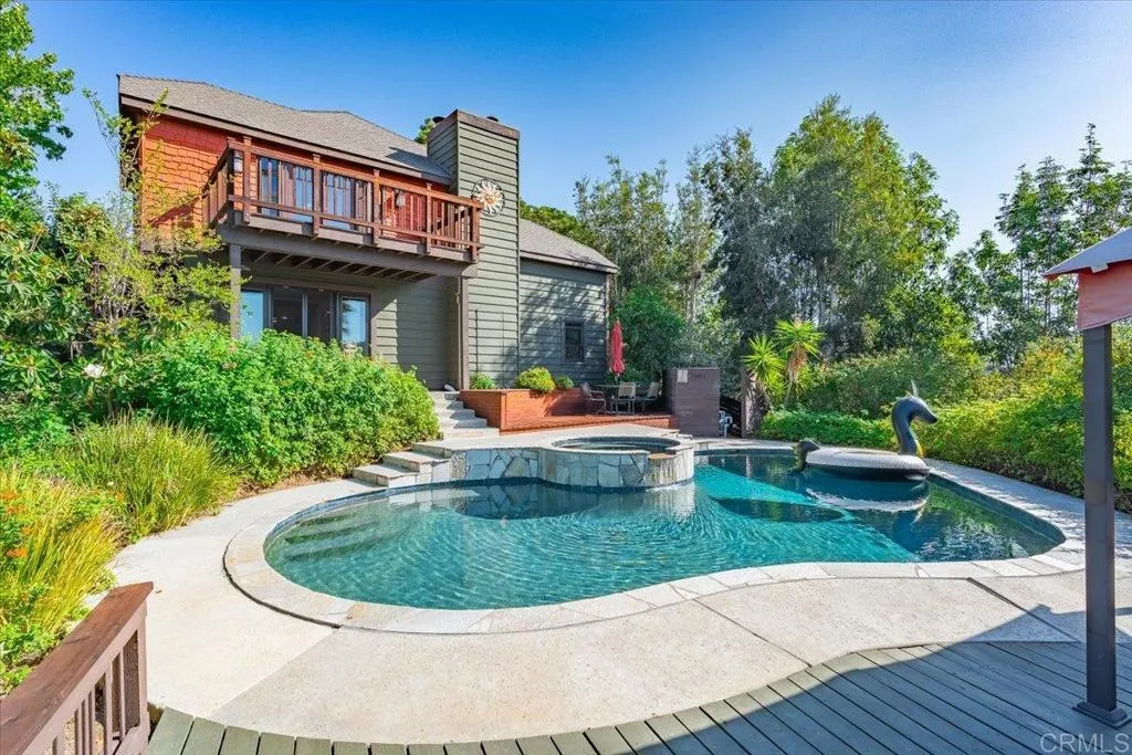 main property photo 45