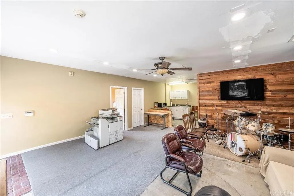 main property photo 56