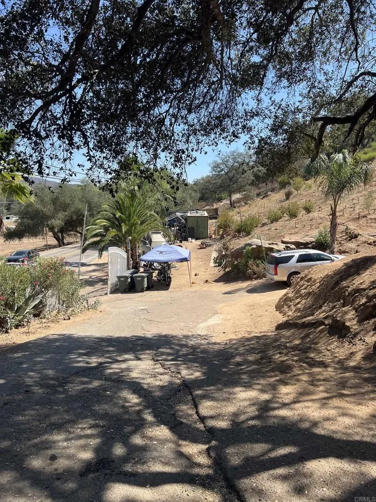 main property photo 20