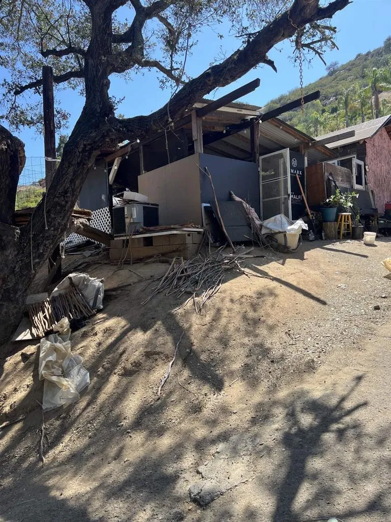 main property photo 22