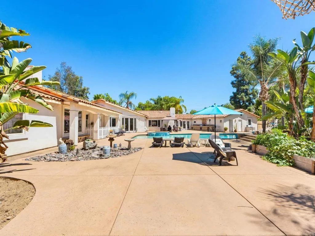 main property photo 50