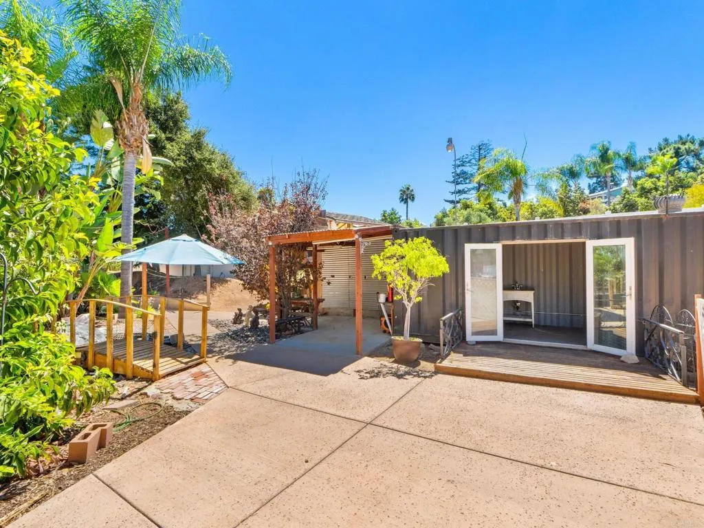main property photo 58