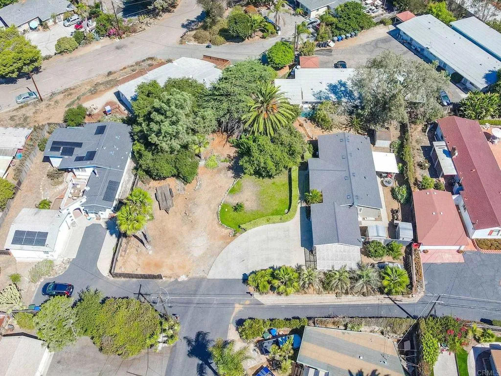 main property photo 42