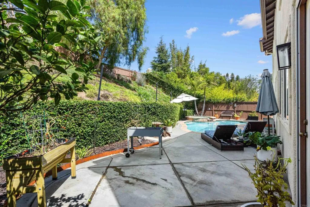 main property photo 67