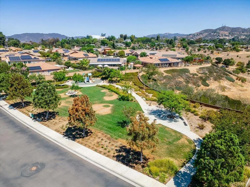 main property photo 54