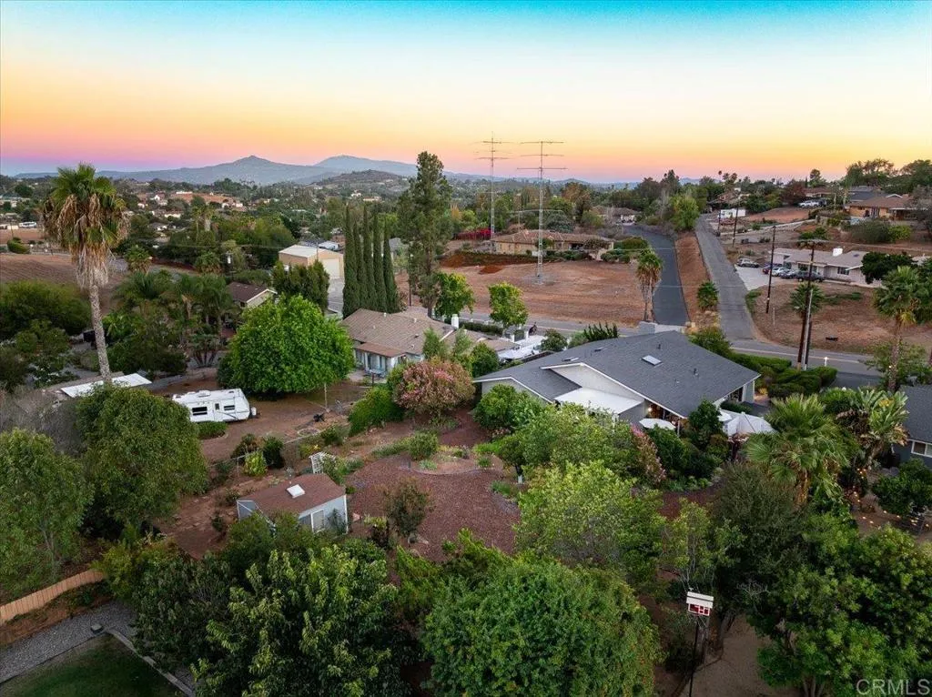 main property photo 59