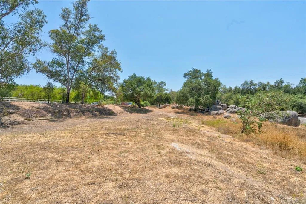 main property photo 49
