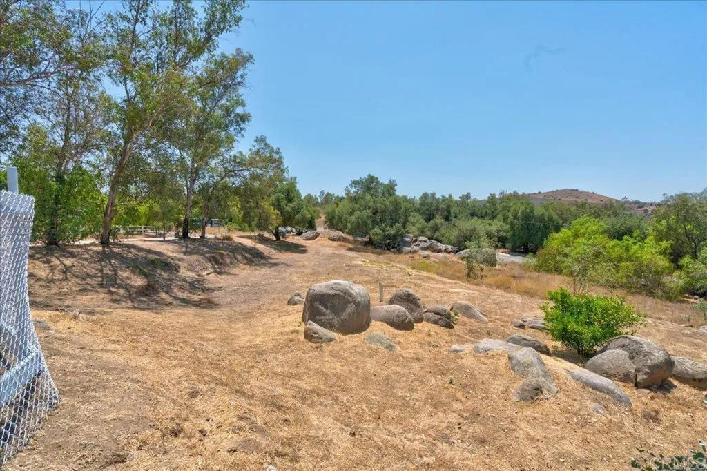 main property photo 51