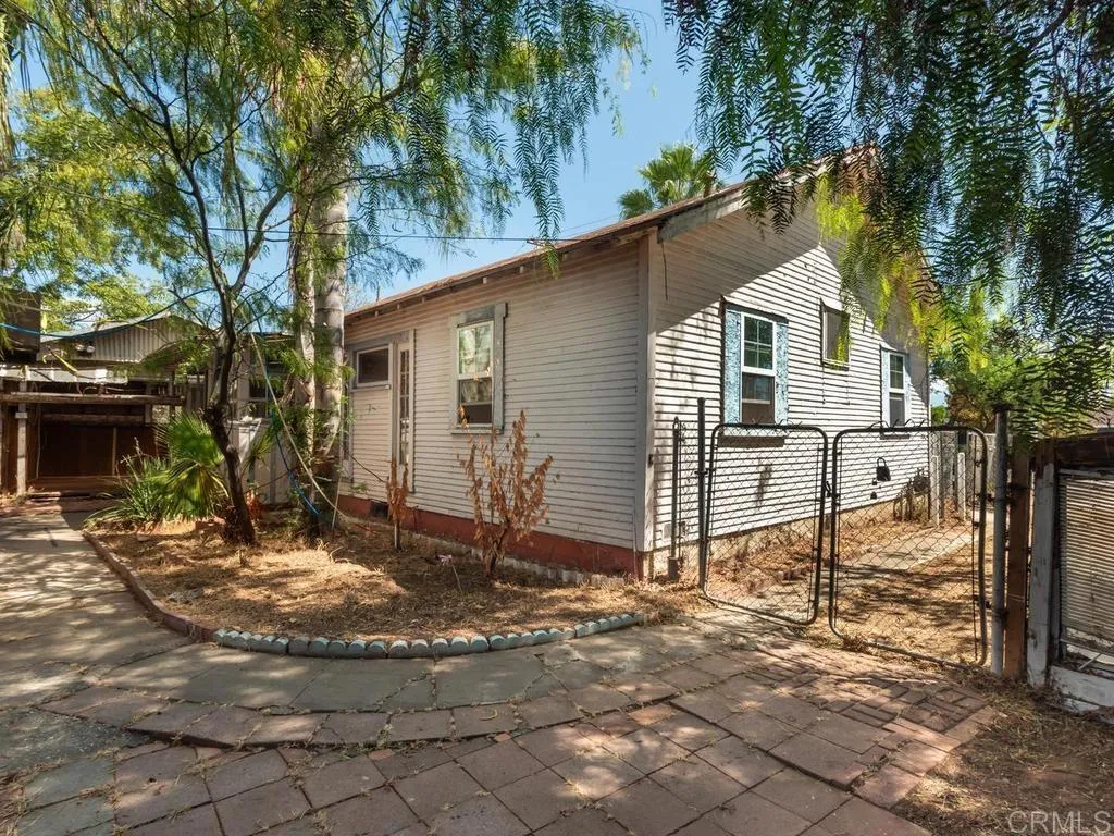 main property photo 4