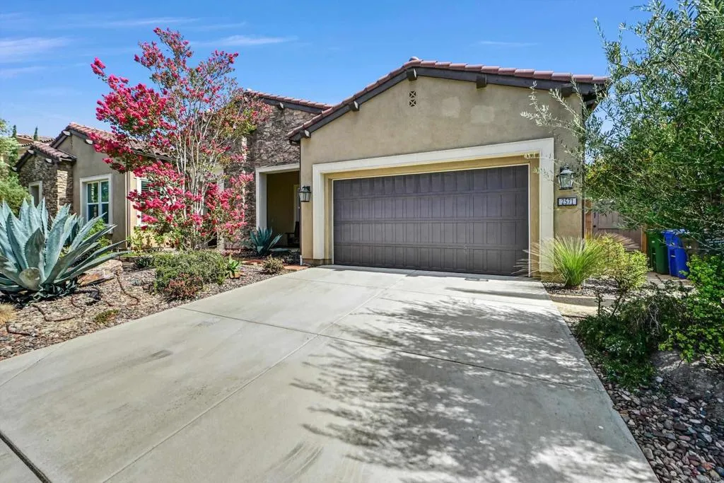 main property photo 62
