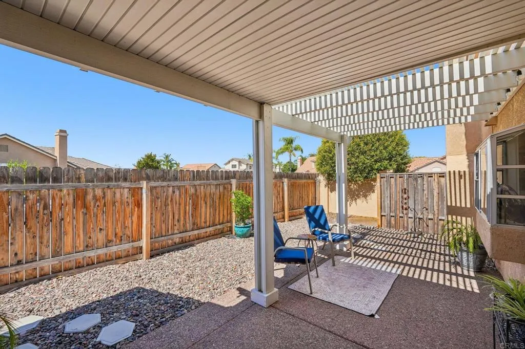 main property photo 28