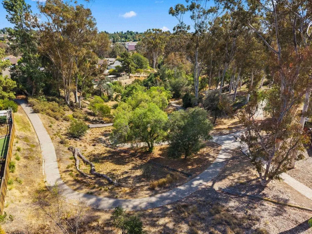 main property photo 61