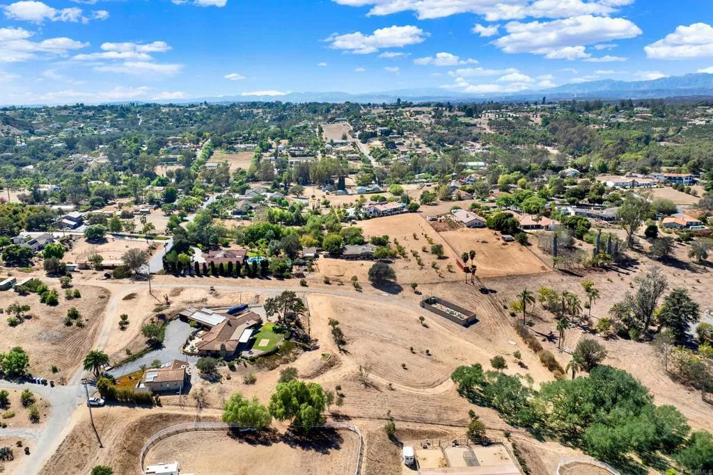 main property photo 66