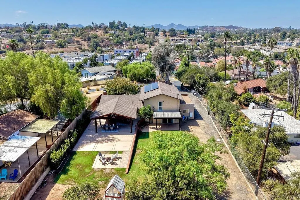 main property photo 50