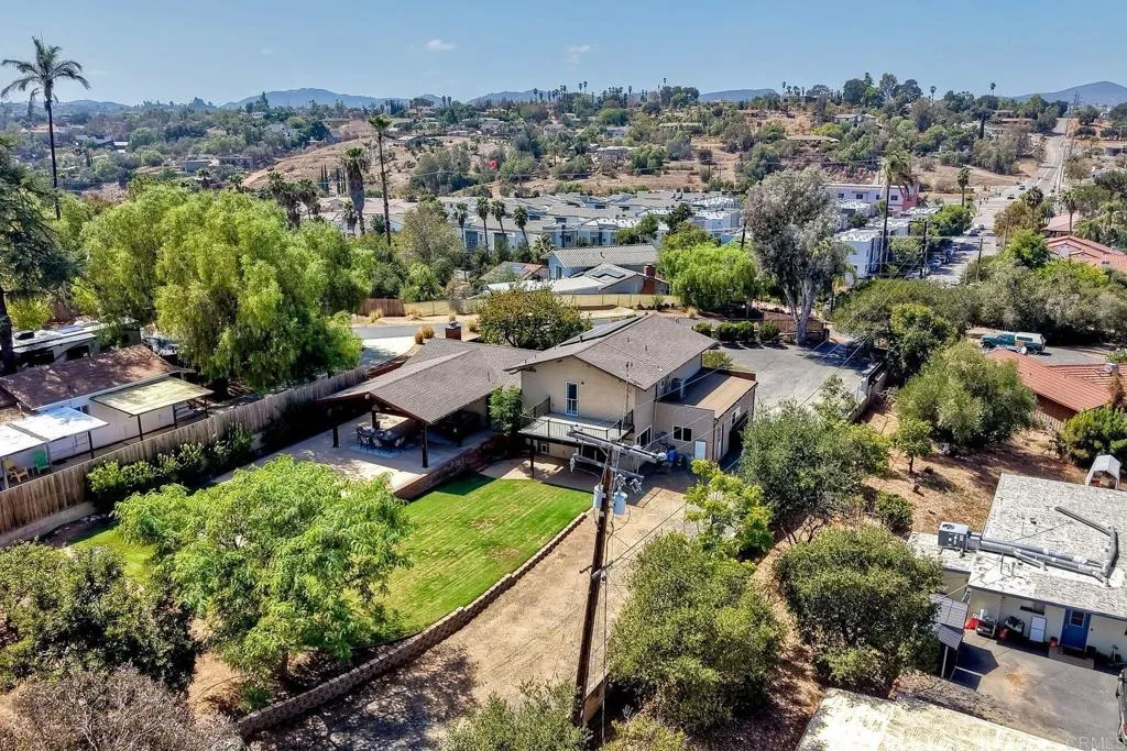 main property photo 51