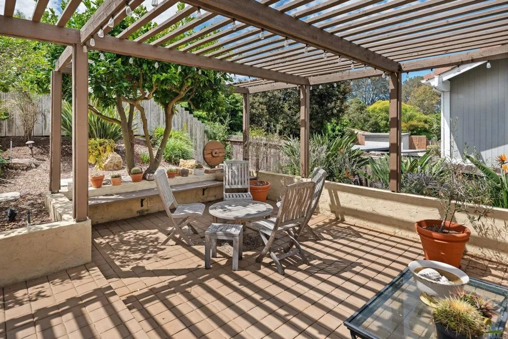 main property photo 45