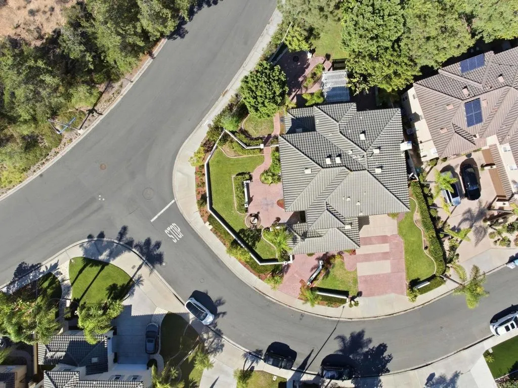 main property photo 64