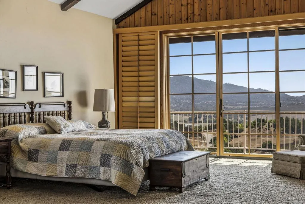 main property photo 48