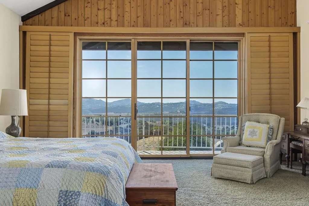 main property photo 49