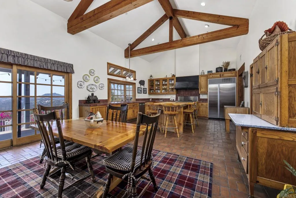 main property photo 59