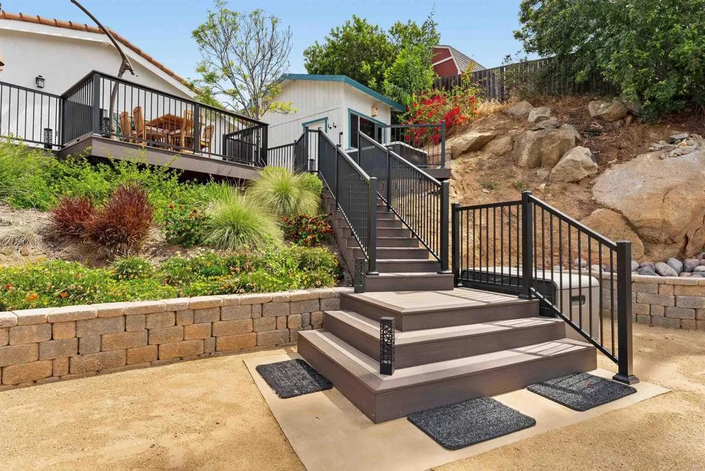 main property photo 60