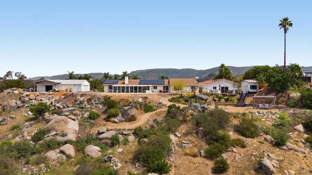 main property photo 66
