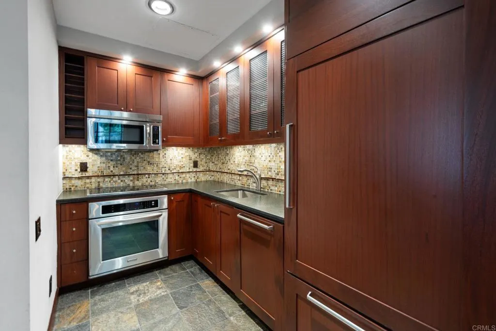 main property photo 65