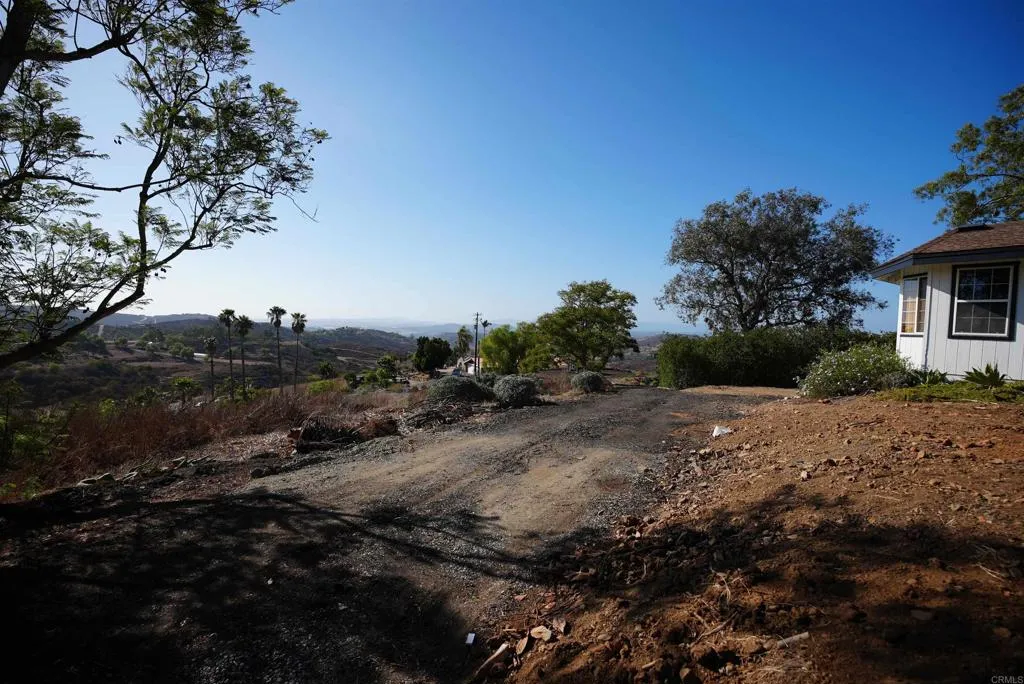 main property photo 10