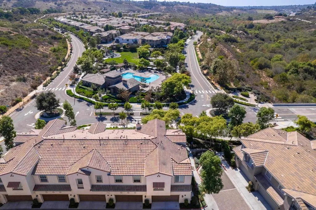 main property photo 59