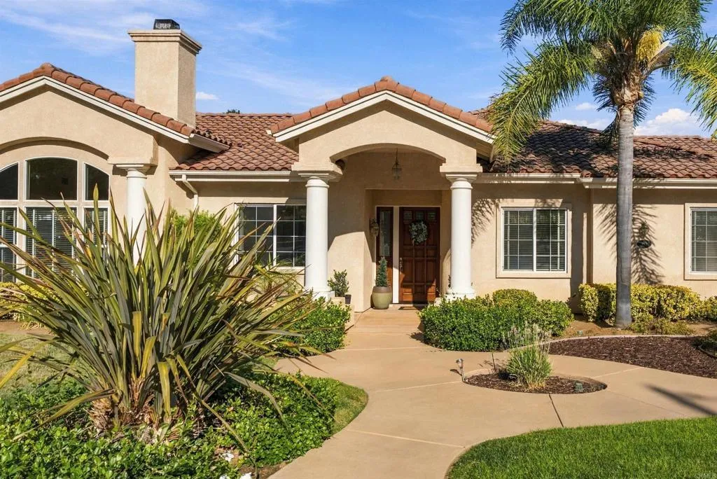 main property photo 1