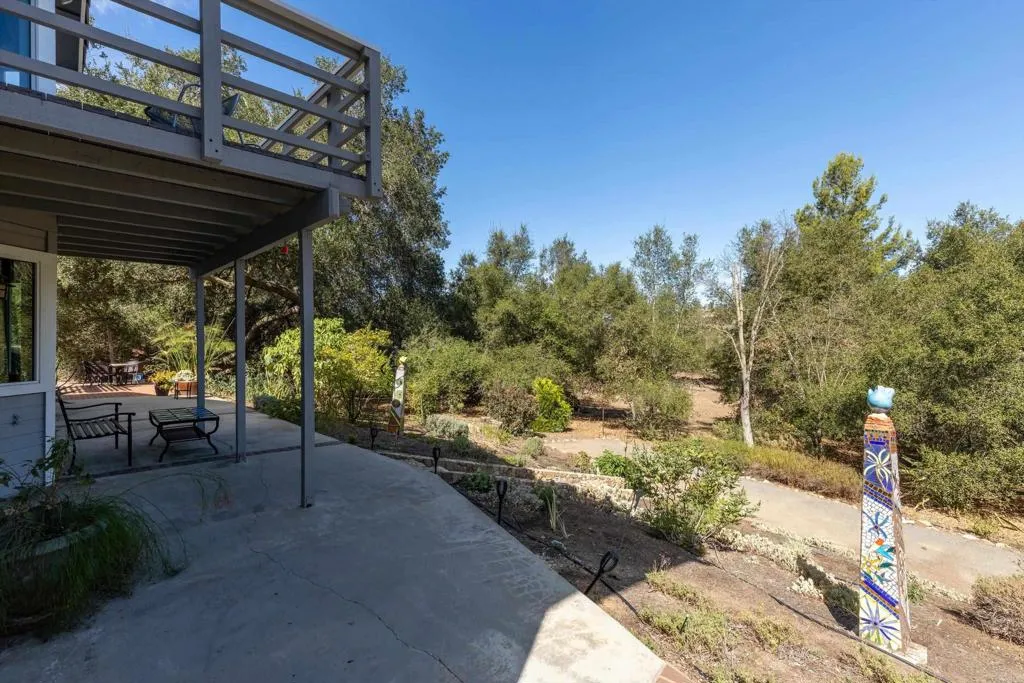 main property photo 51