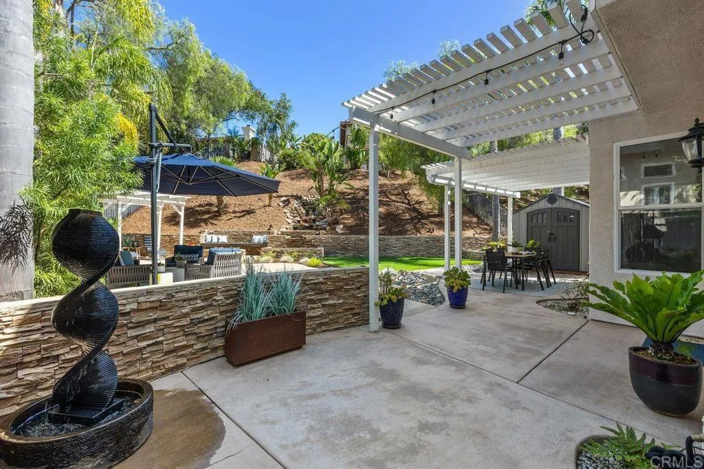 main property photo 50