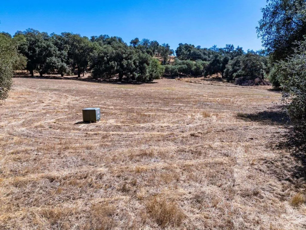 main property photo 11