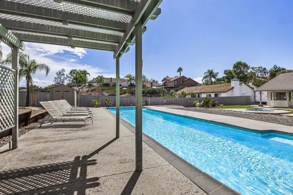 main property photo 51