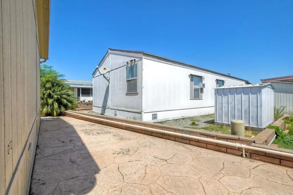 main property photo 27