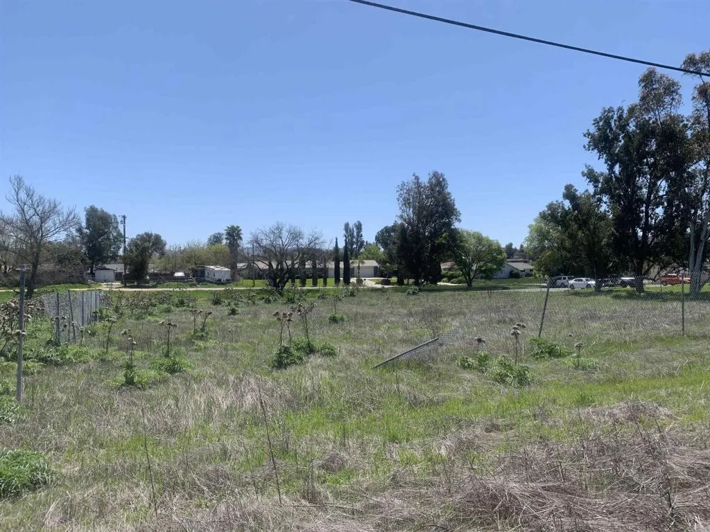 main property photo 20