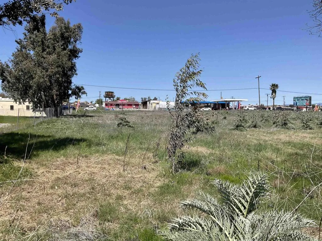 main property photo 37