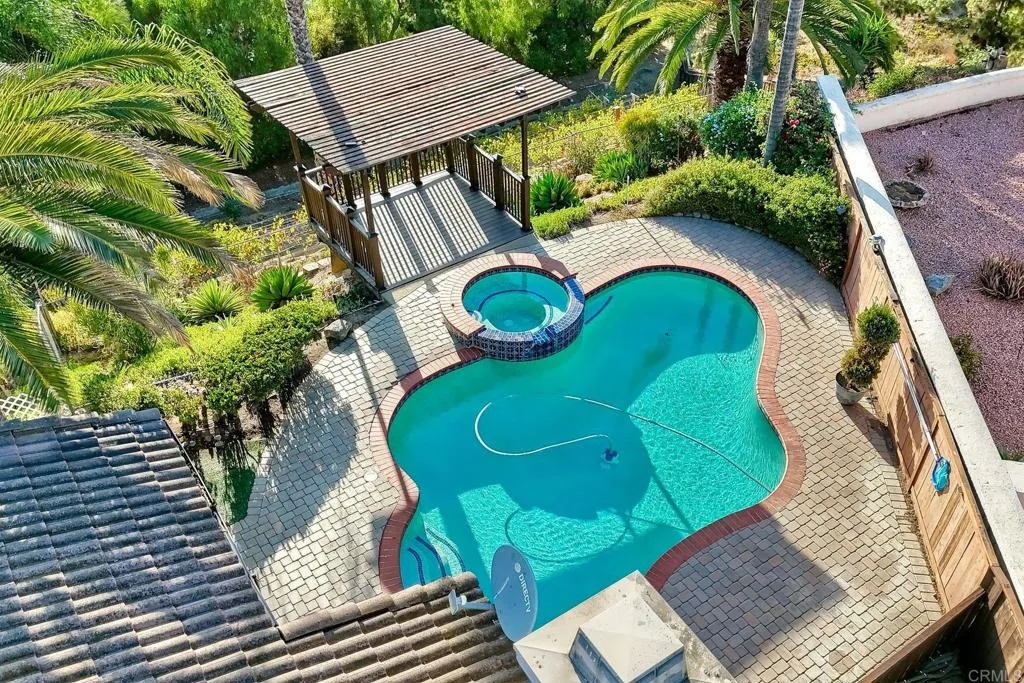 main property photo 58