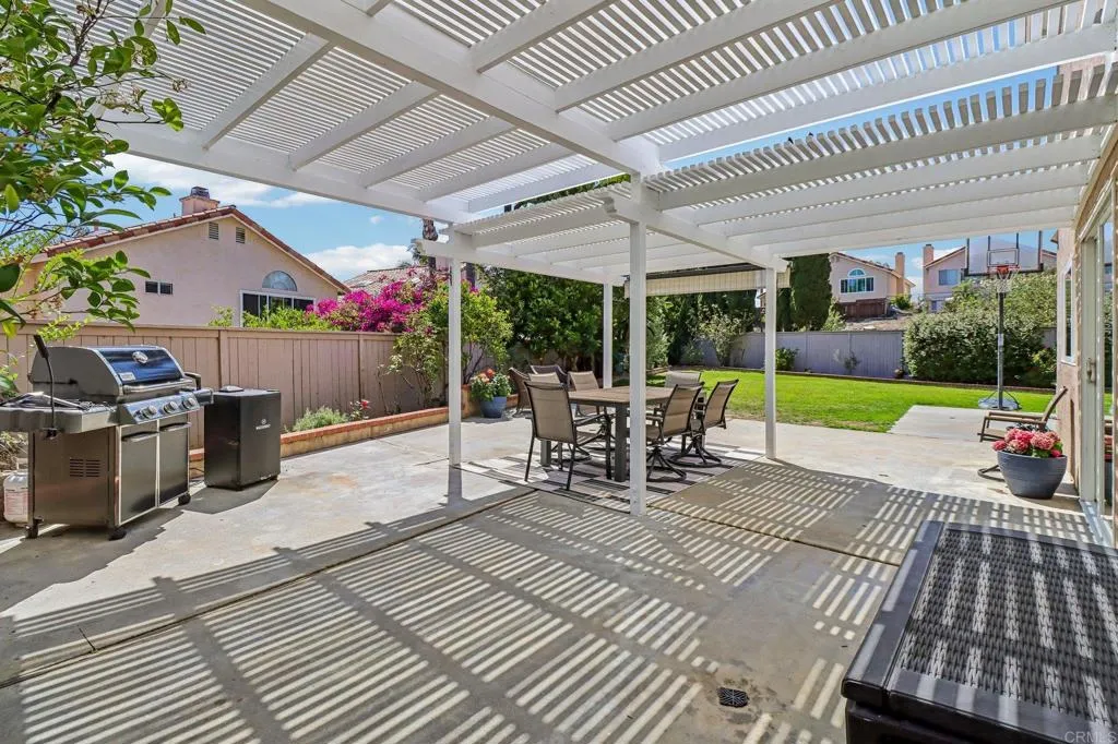 main property photo 50