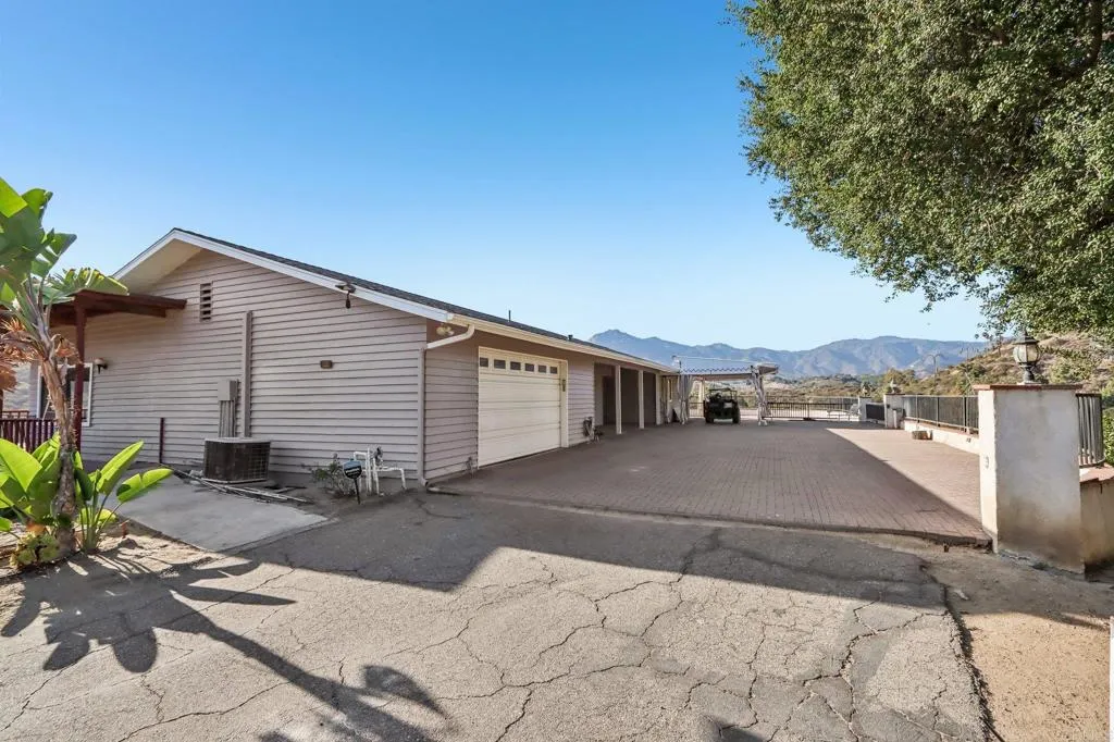 main property photo 50