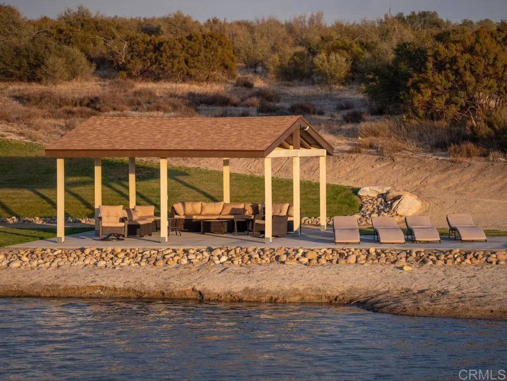 main property photo 59